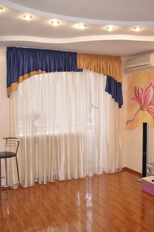 Apartment On Oleksandra Polia Avenue 110 Dnipro Eksteriør billede